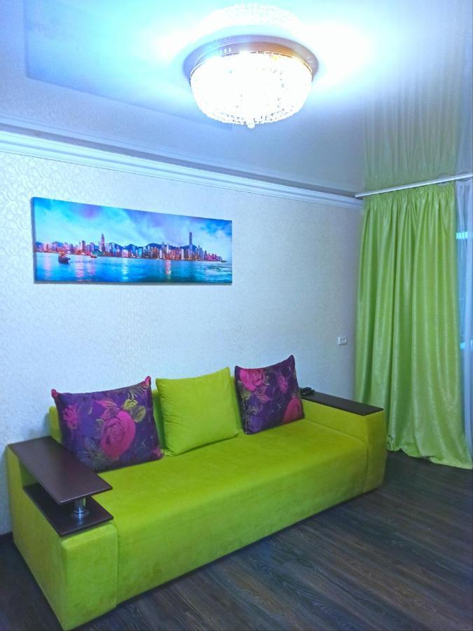 Затишок У Самому Центрі Дніпра Apartment Dnipro Exterior foto